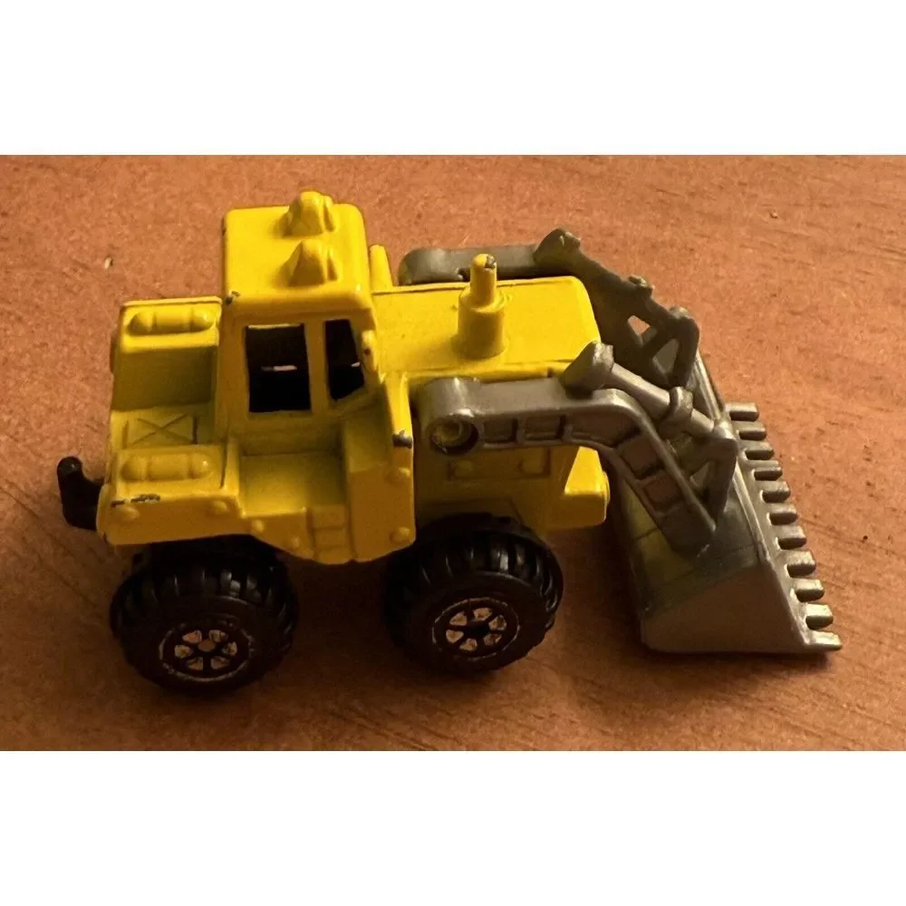 Vintage 1997 M.M.T.L Construction Front‎ Loader Diecast Moose Mountain Toys